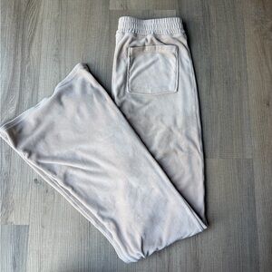 Hollister Ultra High Rise Beige Pants